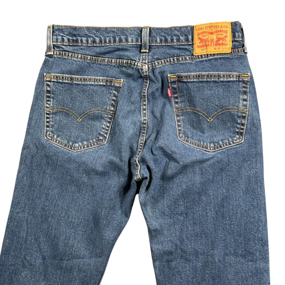 Levi's 505 Jeans Mens 32x30 Medium Wash Straight Leg Classic Denim